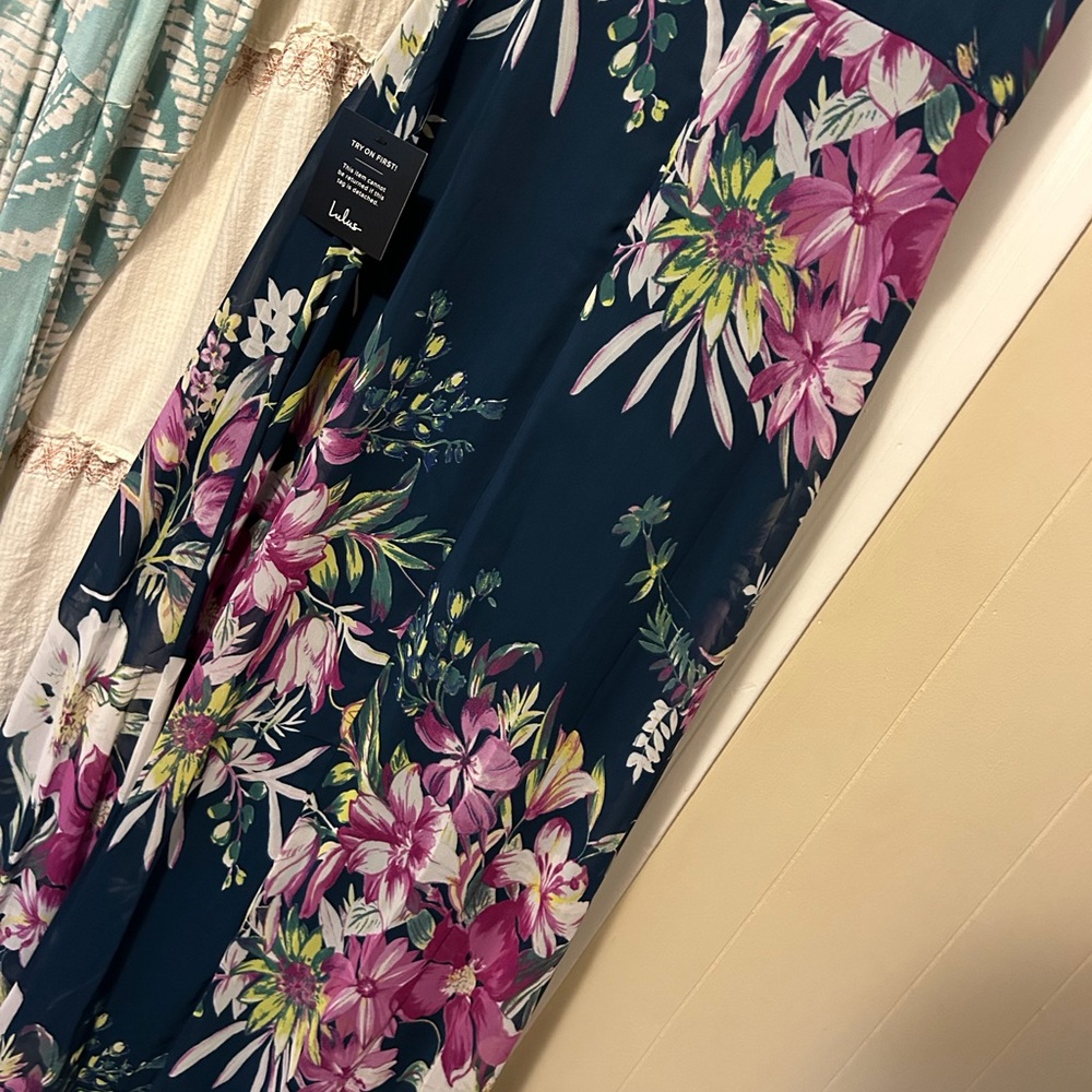 Maxi I can’t get the pictures to do it justice it’s just so beautiful - Picture 2 of 7